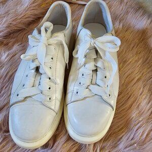 ALEXANDER MQUEEN WHITE SHOES